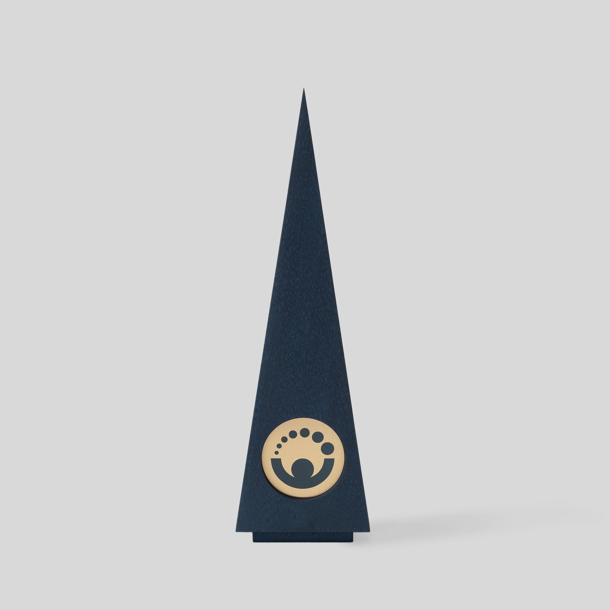 Gracilia Circle Award, a modern triangular wood trophy with a circular engraved nameplate, embodies customizable luxury and stylish recognition for sales awards, president's club trophies, deal toys, employee recognition.