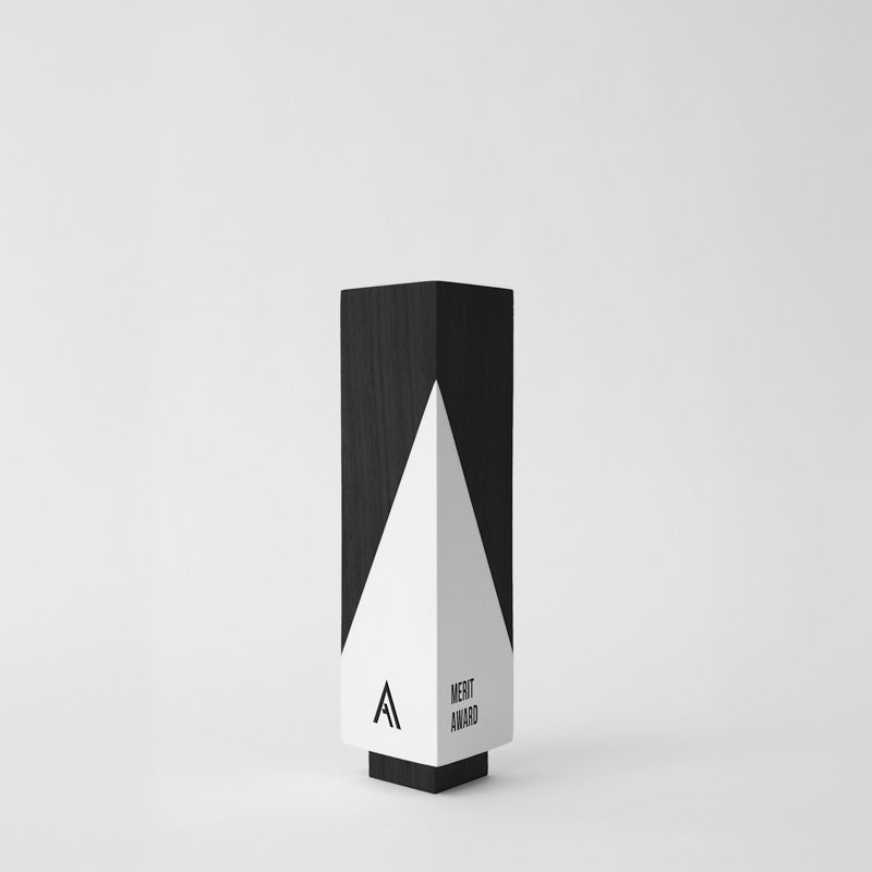 Geometria Award Triangulus