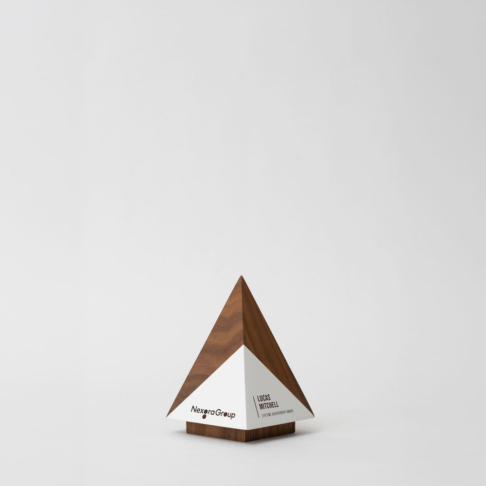 Geometria Award Pyramis