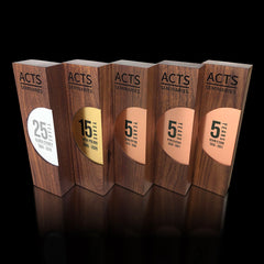 Dynamic, personalized wooden awards