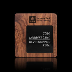 Honor plaques for corporate employees